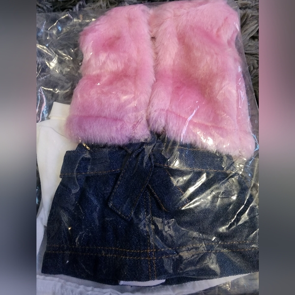 American Girl doll and accessories - Picture 10 of 11